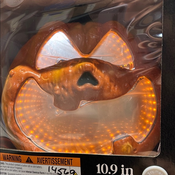 Ashland Halloween LED Infinity Mirror - Orange Pumpkin - Picture 2 of 3